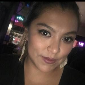 Meet your Posher, Raquel